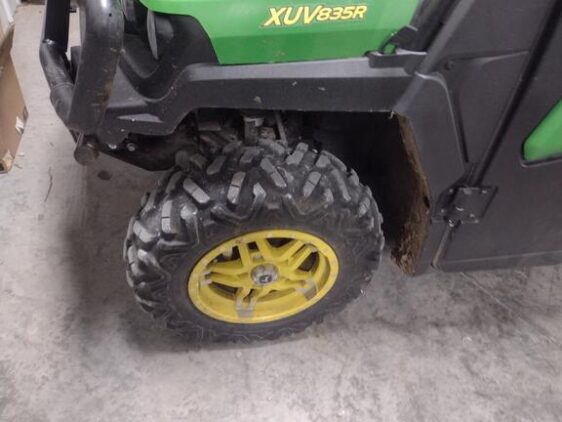 2022 John Deere XUV 835R - Image 5