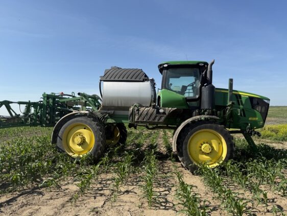 2021 John Deere R4044 - Image 4