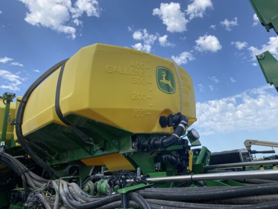 2025 John Deere 1775NT - Image 18