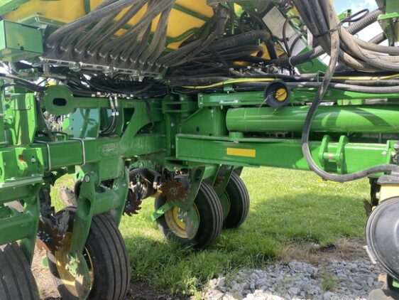 2025 John Deere 1775NT - Image 19