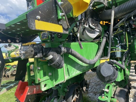 2025 John Deere 1775NT - Image 22