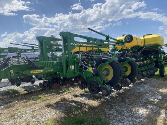 2025 John Deere 1775NT - Image 2