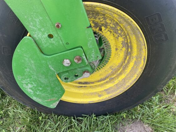 2025 John Deere 1775NT - Image 24