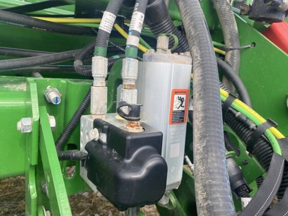 2025 John Deere 1775NT - Image 14