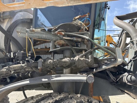 2014 Hagie STS16 - Image 23