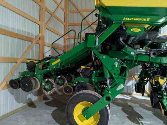 2024 John Deere 1795 - Image 9
