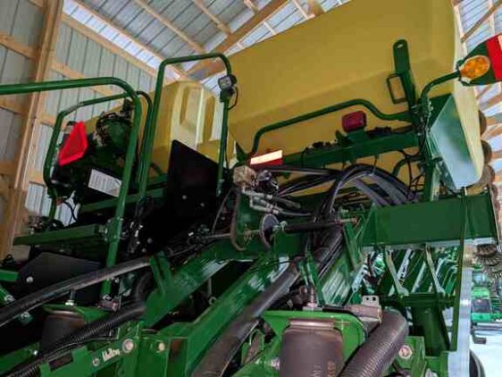 2024 John Deere 1795 - Image 11