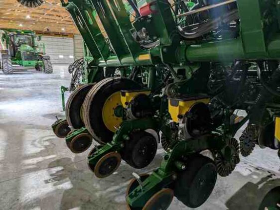2024 John Deere 1795 - Image 30