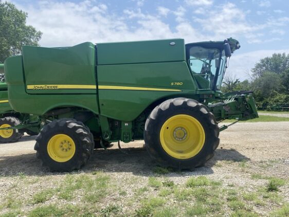 2024 John Deere S780 - Image 3