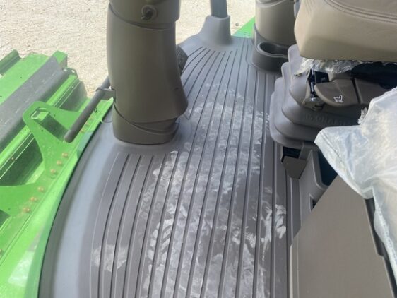 2024 John Deere S780 - Image 18