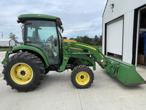 2007 John Deere 4720 - Image 2