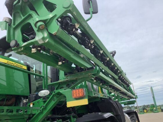 2021 John Deere R4038 - Image 17