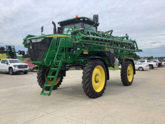 2021 John Deere R4038