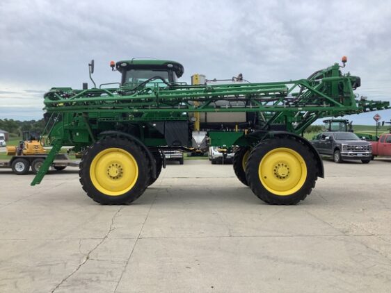2021 John Deere R4038 - Image 2