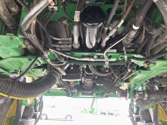 2021 John Deere R4038 - Image 10