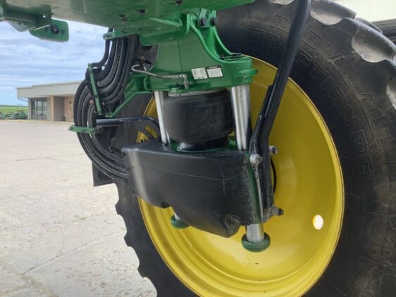 2021 John Deere R4038 - Image 18