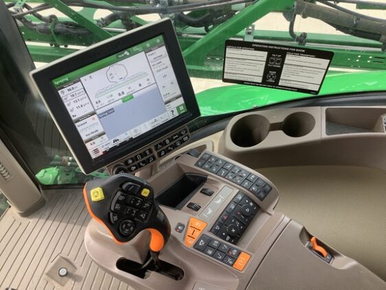 2021 John Deere R4038 - Image 36