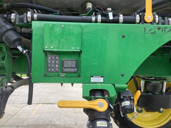 2021 John Deere R4038 - Image 21