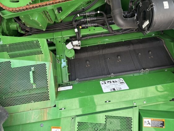 2019 John Deere S780 - Image 30