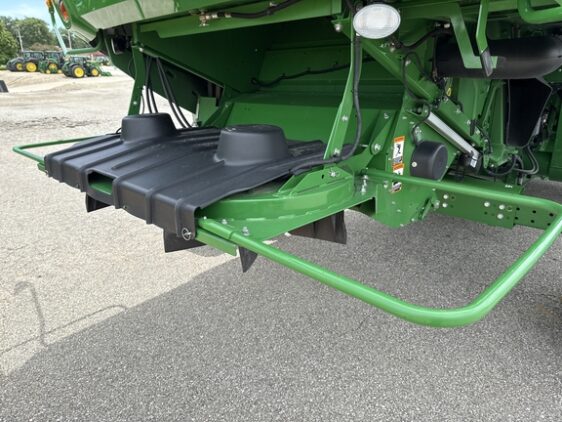 2019 John Deere S780 - Image 24
