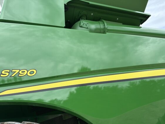 2021 John Deere S790 - Image 24