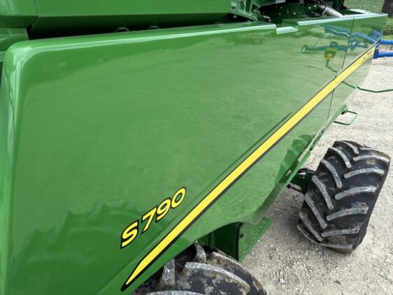 2021 John Deere S790 - Image 23
