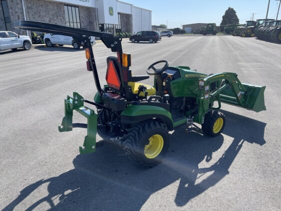 2019 John Deere 1025R - Image 4