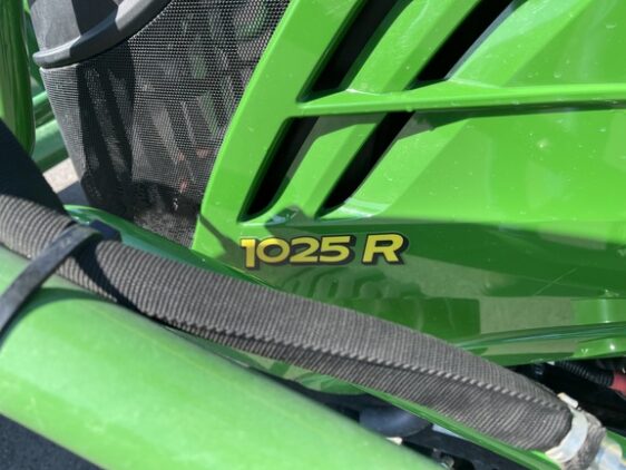 2019 John Deere 1025R - Image 8
