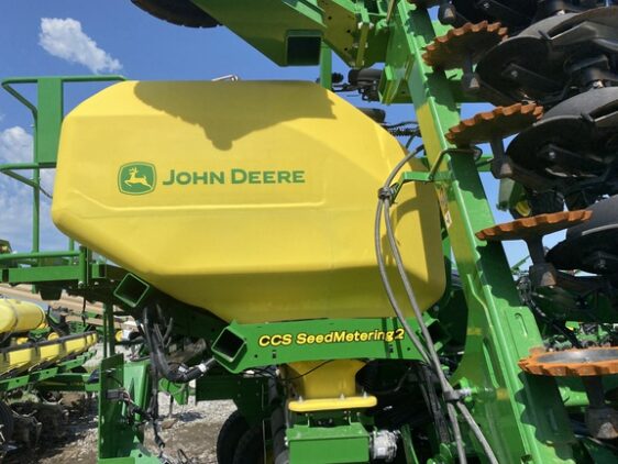 2025 John Deere N540C - Image 8