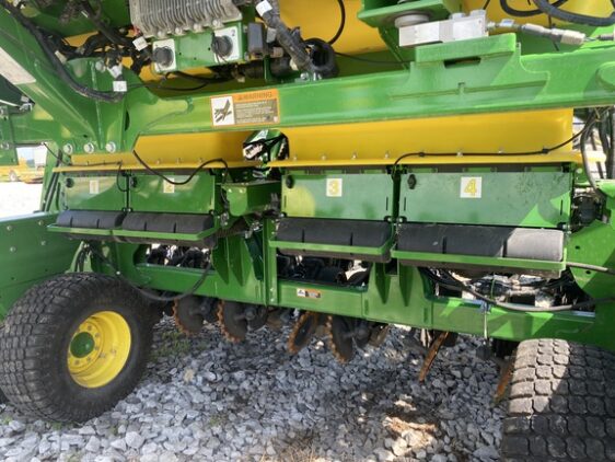 2025 John Deere N540C - Image 11