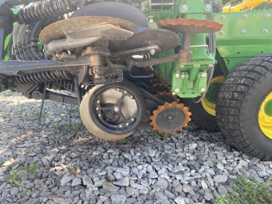 2025 John Deere N540C - Image 16