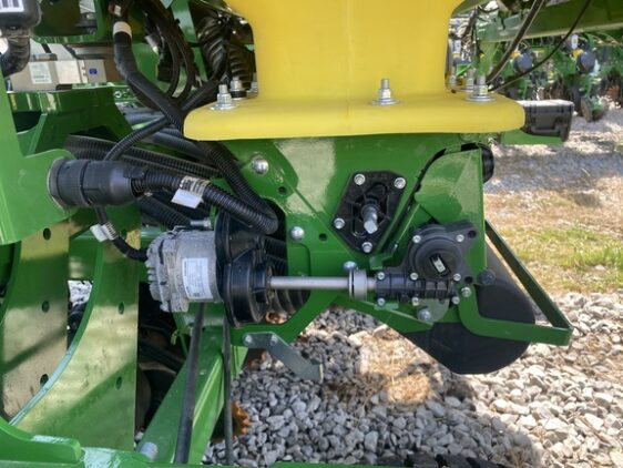 2025 John Deere N540C - Image 15