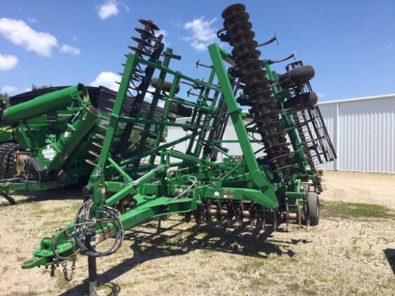 2013 John Deere 2310