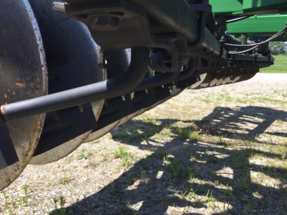 2013 John Deere 2310 - Image 10