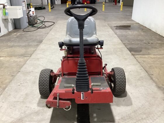 2014 Toro GREENSPRO 1240 - Image 3