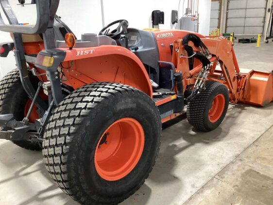 2014 Kubota L4060 - Image 5