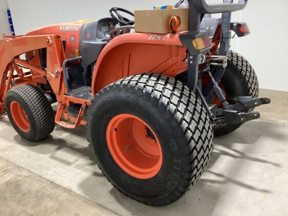 2014 Kubota L4060 - Image 7