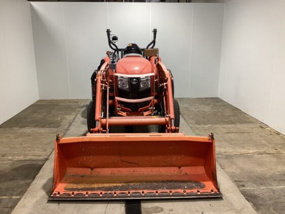 2014 Kubota L4060 - Image 2