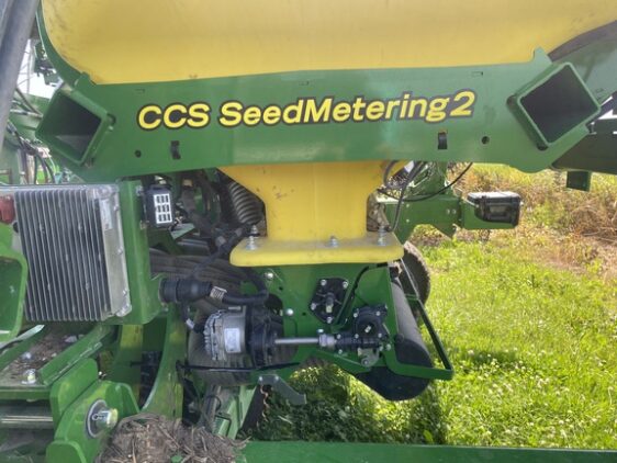 2025 John Deere N540C - Image 12