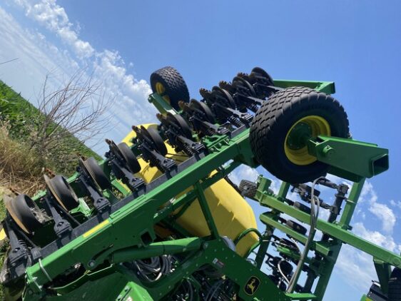 2025 John Deere N540C - Image 15