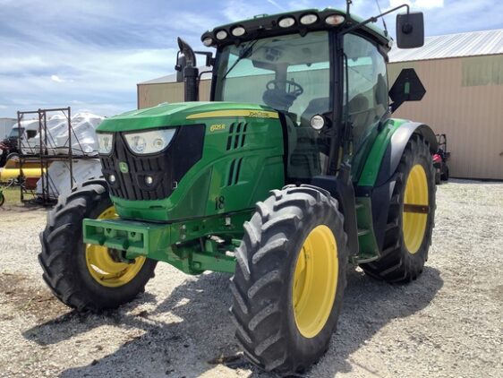 2015 John Deere 6125R - Image 2