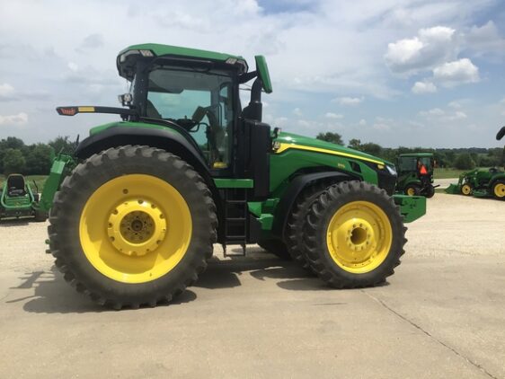 2022 John Deere 8R 370 - Image 19