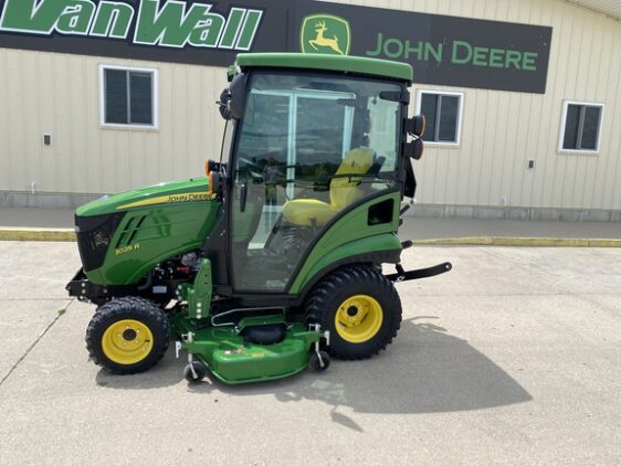 2020 John Deere 1025R