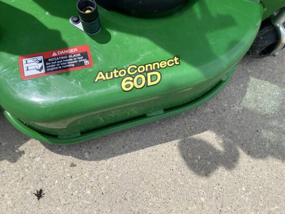 2020 John Deere 1025R - Image 10