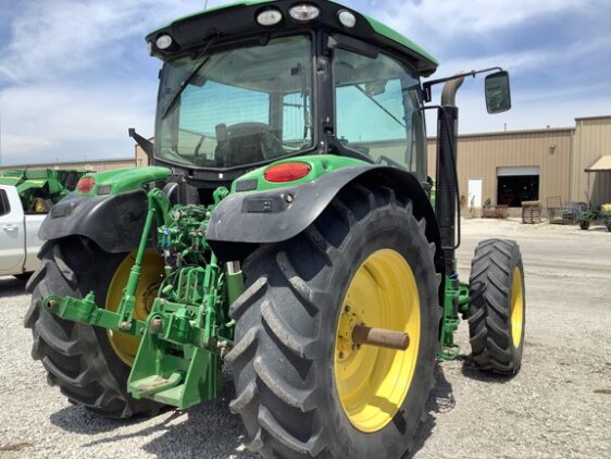 2015 John Deere 6125R - Image 4