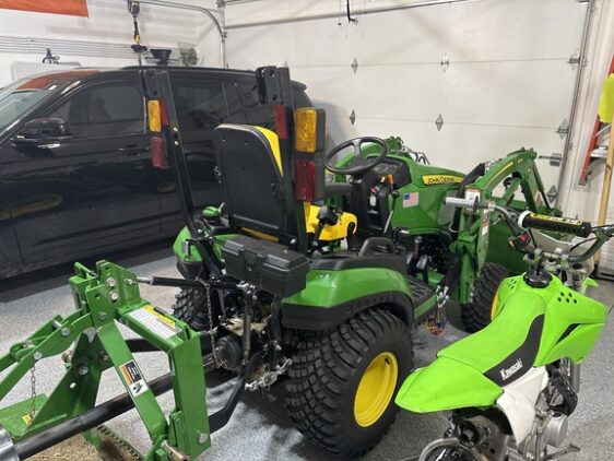 2024 John Deere 1025R - Image 4