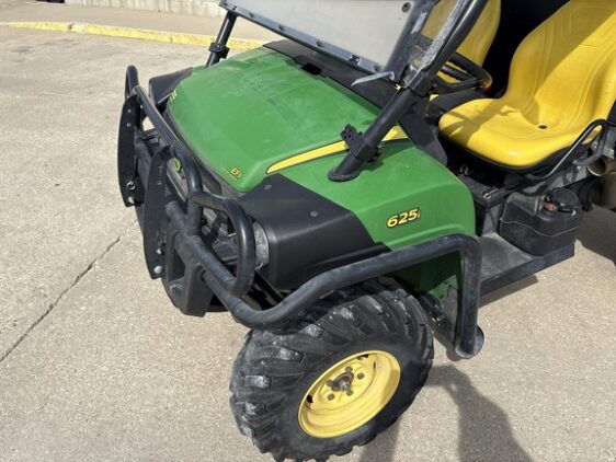 2011 John Deere XUV 625i - Image 9