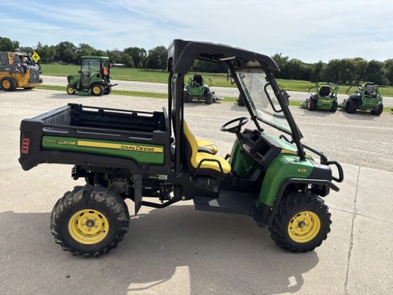 2011 John Deere XUV 625i - Image 5