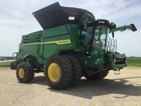 2022 John Deere X9 1000