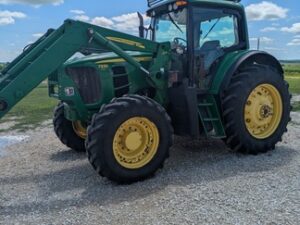 2011 John Deere 7330 Premium